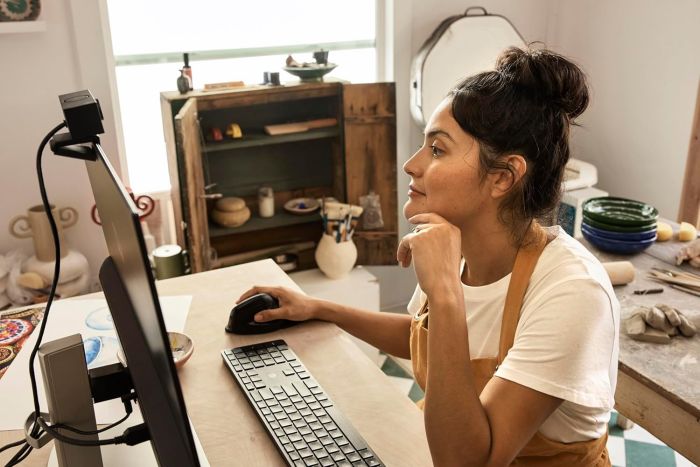 Миша HP 920 Ergonomic Vertical, WL/BT, чорний