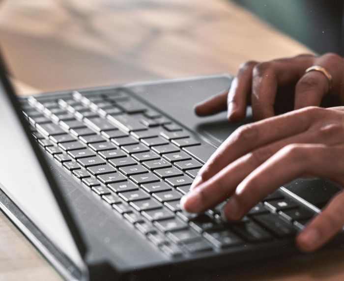 Ноутбук HP Victus 15-fa2019ua 15.6" FHD IPS AG, Intel i7-13620H, 16GB, F1TB, NVD5050-8, DOS, сірий